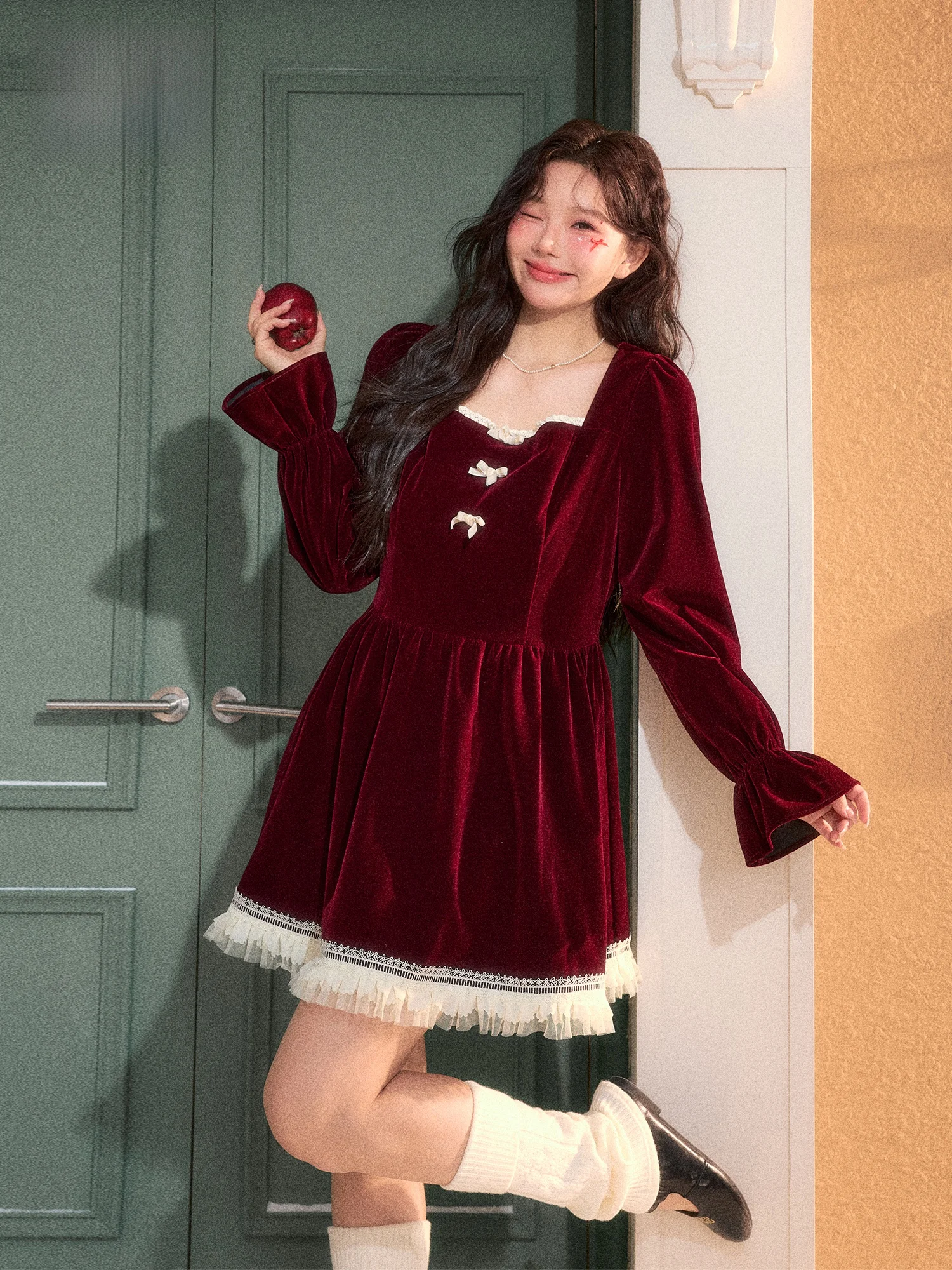 

Red Velvet Maxi Dr with Lace Hem Square Ne for plus Size Women Korean Sle Commute Faion High Waist Long Sve Dr