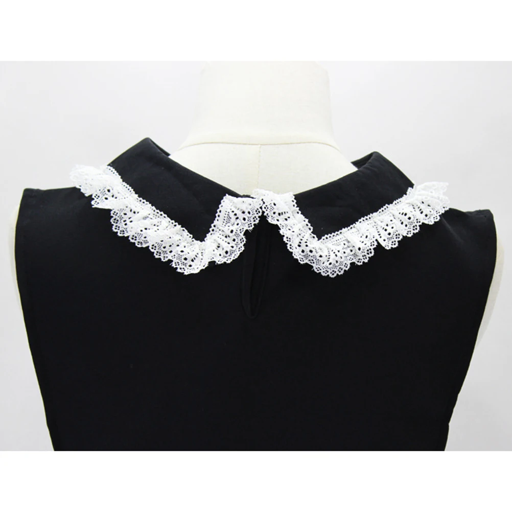 

Woman Lace Collar Embroidery Corsage Exquisite Hollow Neckline Clothes Fake Collar for Decoration (Black)