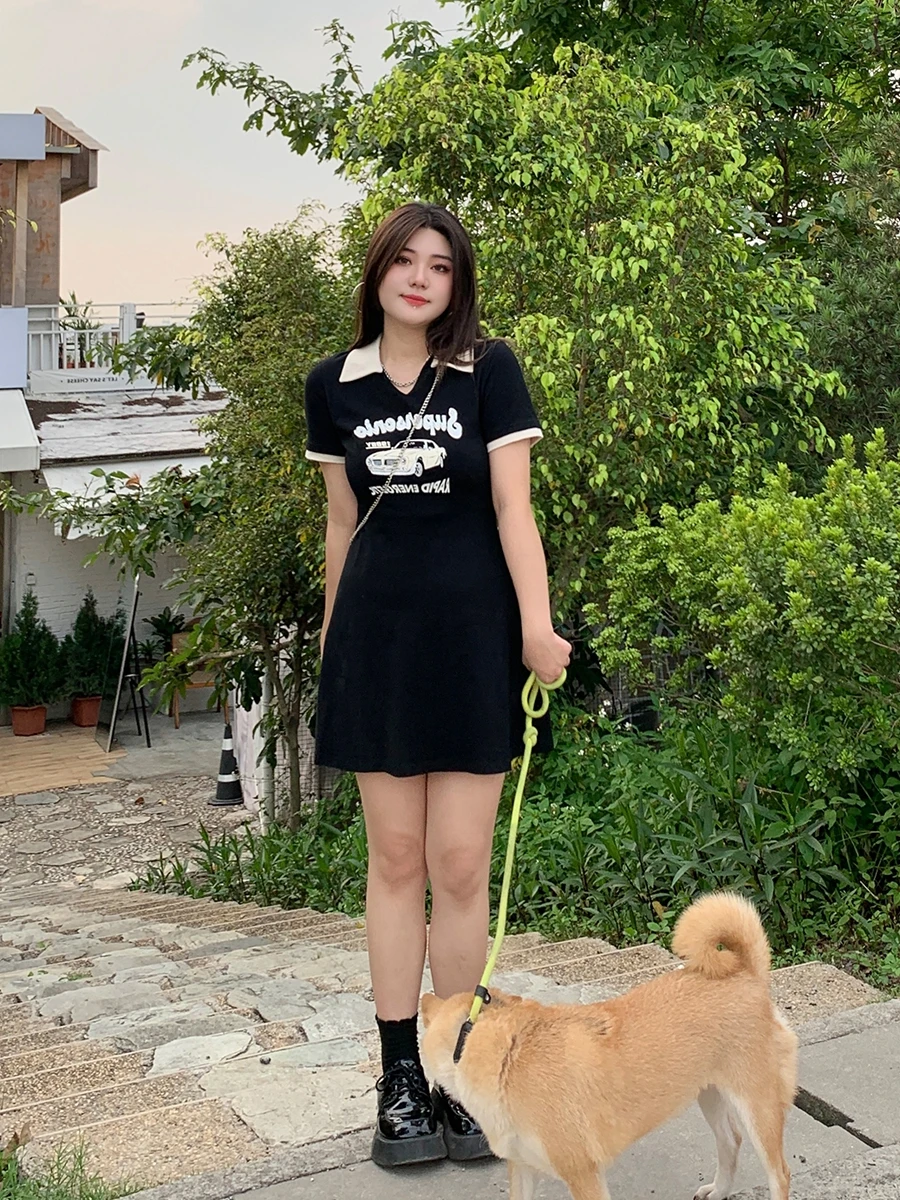 

Женская футболка больших размеров в американском стиле с принтом, приталенная, стройнящая, для школы, летняя, для повседневной носки, в корейском стиле