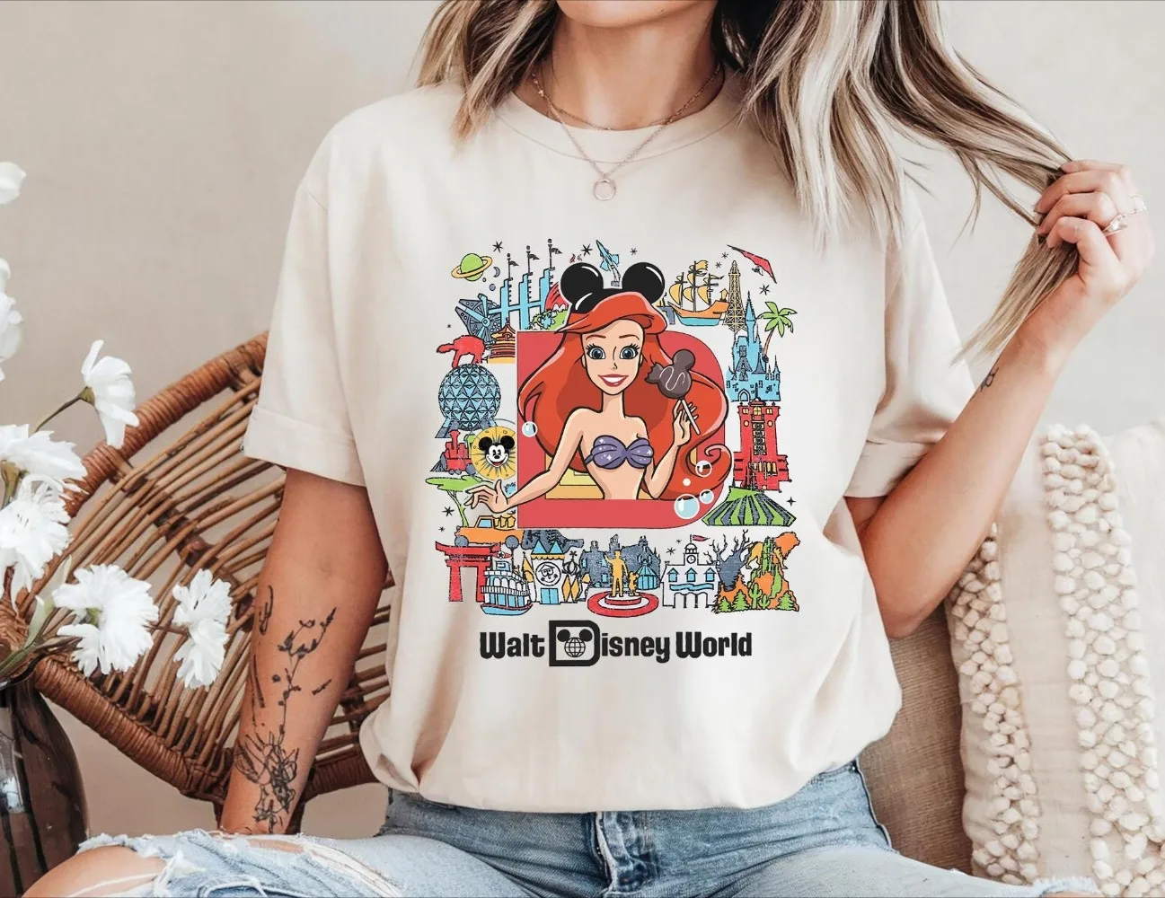 2025 جديد الرسوم المتحركة العالم ليتل ميرميد قميص الأمير ارييل مريح اللون قميص ماجيك المملكة قميص فتاة السفر تي شيرت