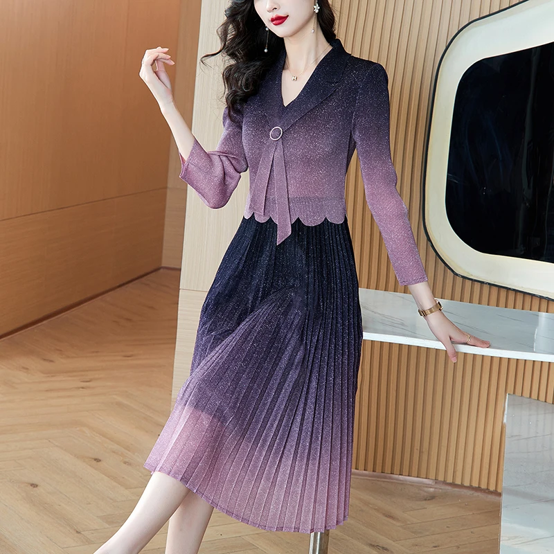 2024 Autumn/Winter New Wrinkle Bright Silk Dress Women's Long Sleeve V-neck Fake Two Loose Large Knee Magic Long Skirts