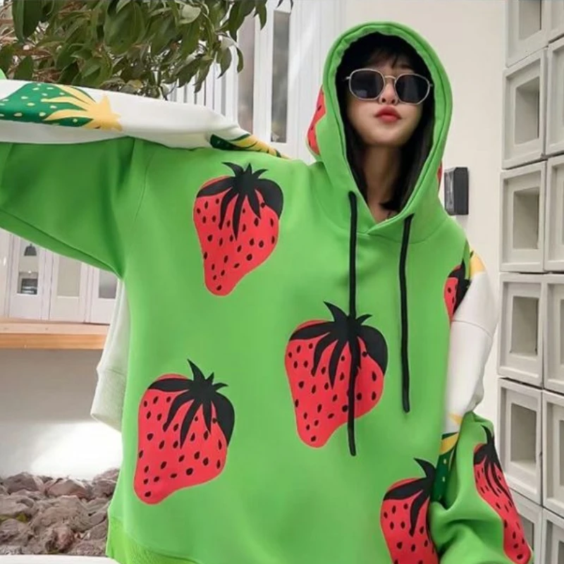 Oversize Woman Hooded Tops Cheap Harajuku Fashion Emo 90s Vintage Aesthetic Kpop Strawberry Print Hoodies Sweatshirt for Women