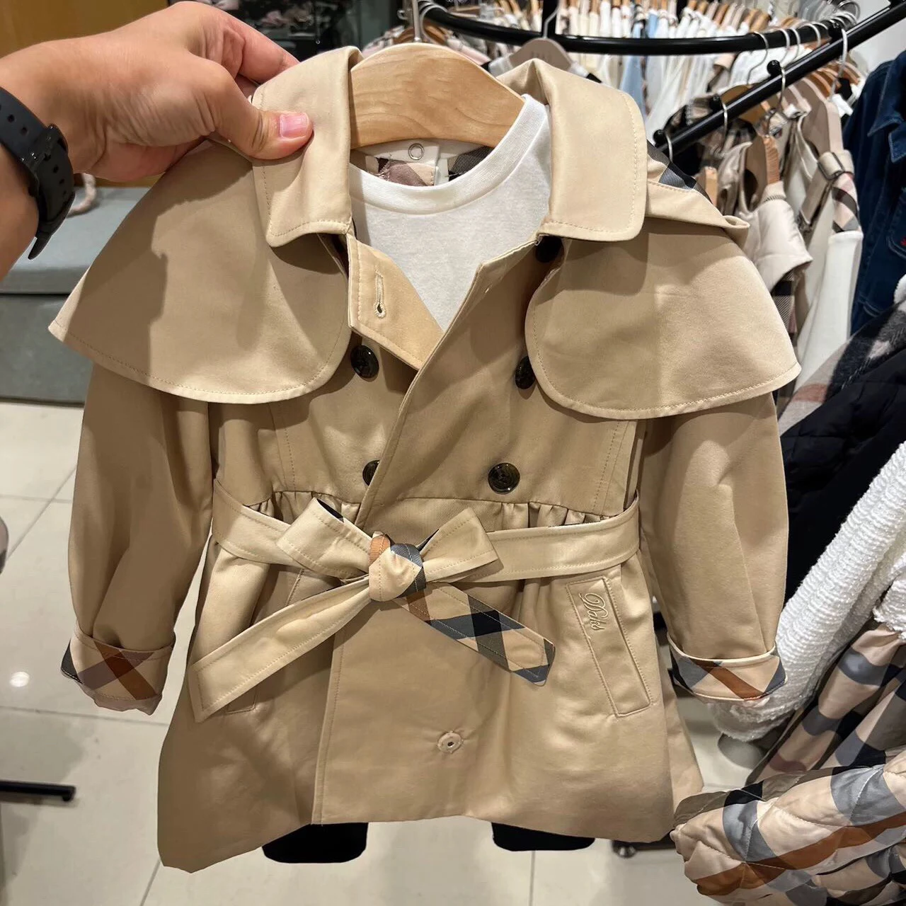 Fashionable Khaki Children's Coat Medium Length Shoulder Style for Girls Spring Autumn Seasonal Brand 007 British Style Jacket