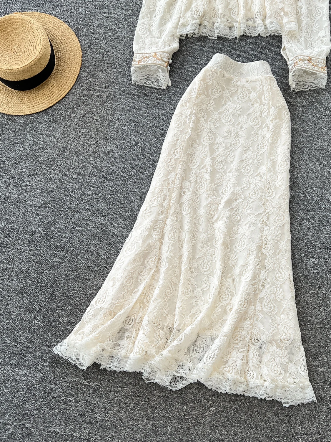 

Новый китайский женский осенний комплект Faion, кружевной топ с высокой талией + облегающая юбка, длинная свеч, дизайн на пуговицах с тяжелой вышивкой