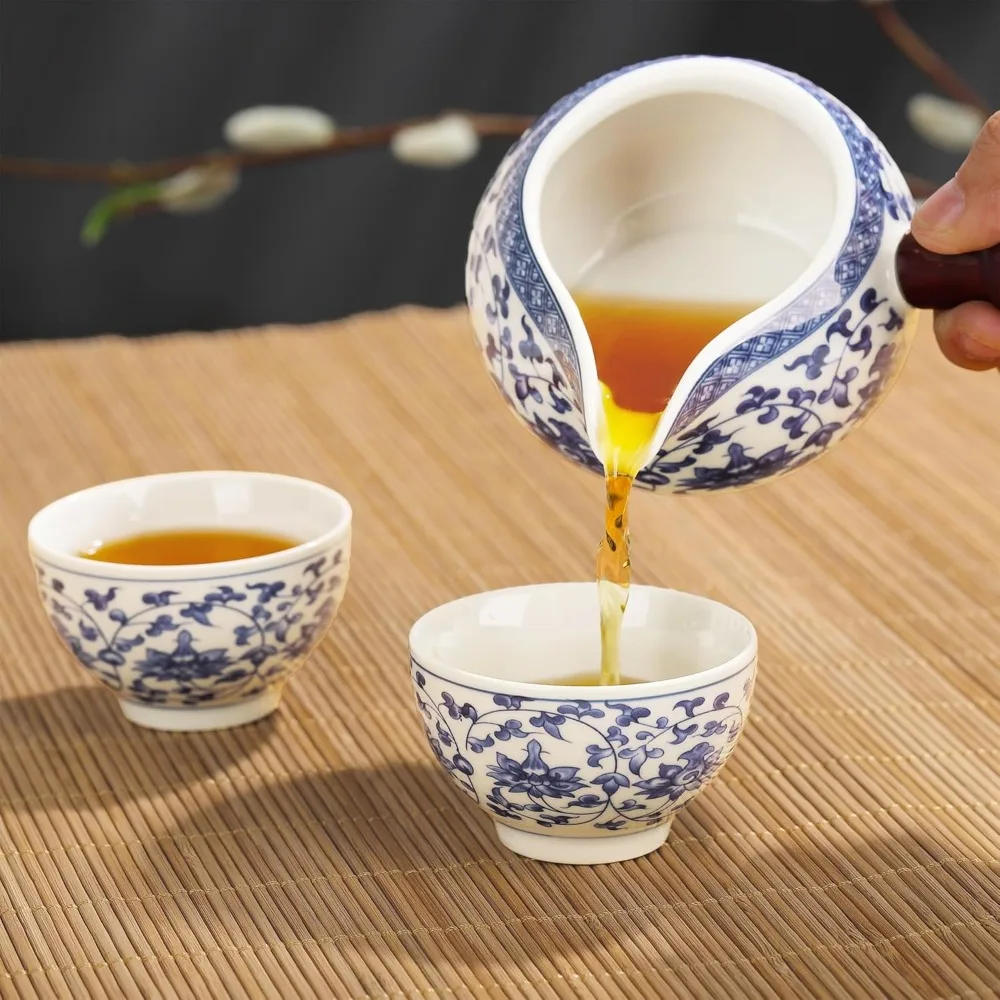 Чайный сервиз кунг-фу из сине-белого фарфора с узором лотоса с чайником, чашками, ярмарной чашкой и подносом для домашнего и офисного использования