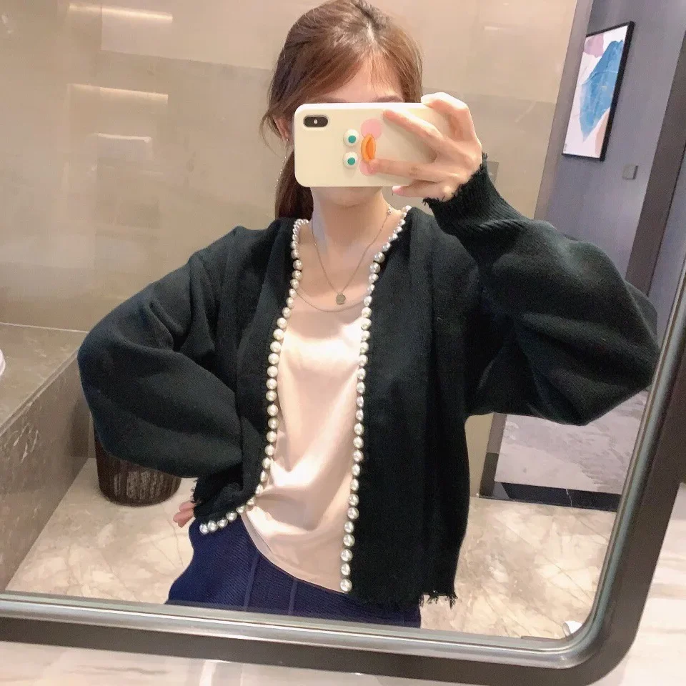 Women Clothing 2022 Spring and Autumn New Fashionable Design Sense Pearl Cardigan Coat Solid Color Short Knit Sweater for Women