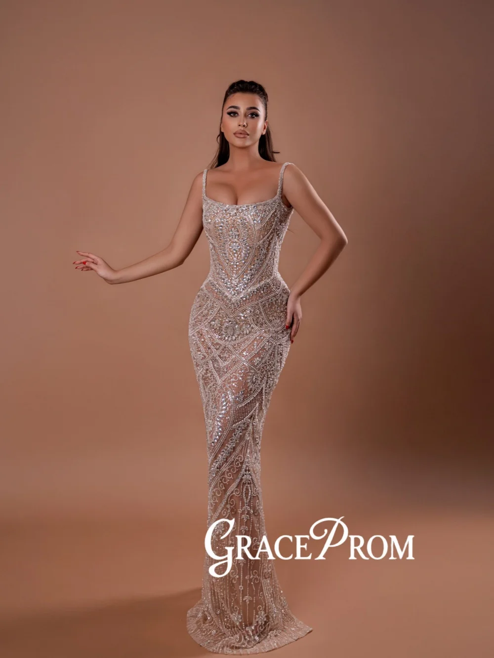

Heavy Beaded Luxurious Evening Dress Silver Crystal Thin Straps Wedding Party Gowns Customized Sheath Long Banquet Party Gowns