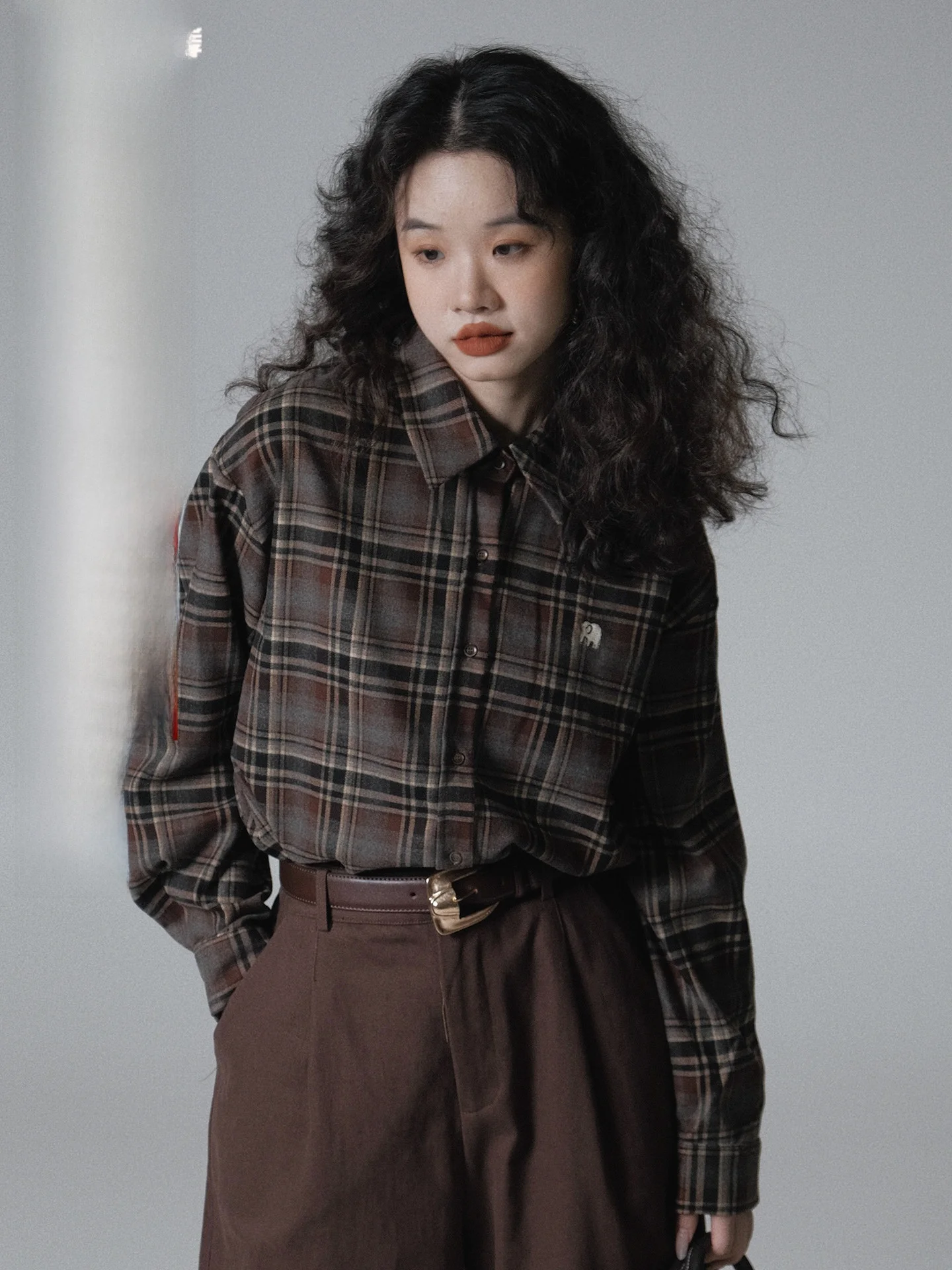 

Ivy Yang Plaid Embroidered Brued Single Button irt Loose Fit Casual Sle Polyester Fiber Long Sve Women's irt