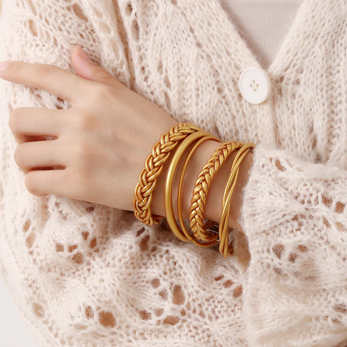 Ensemble de cinq bracelets, bijoux Buda Girl Dupe
