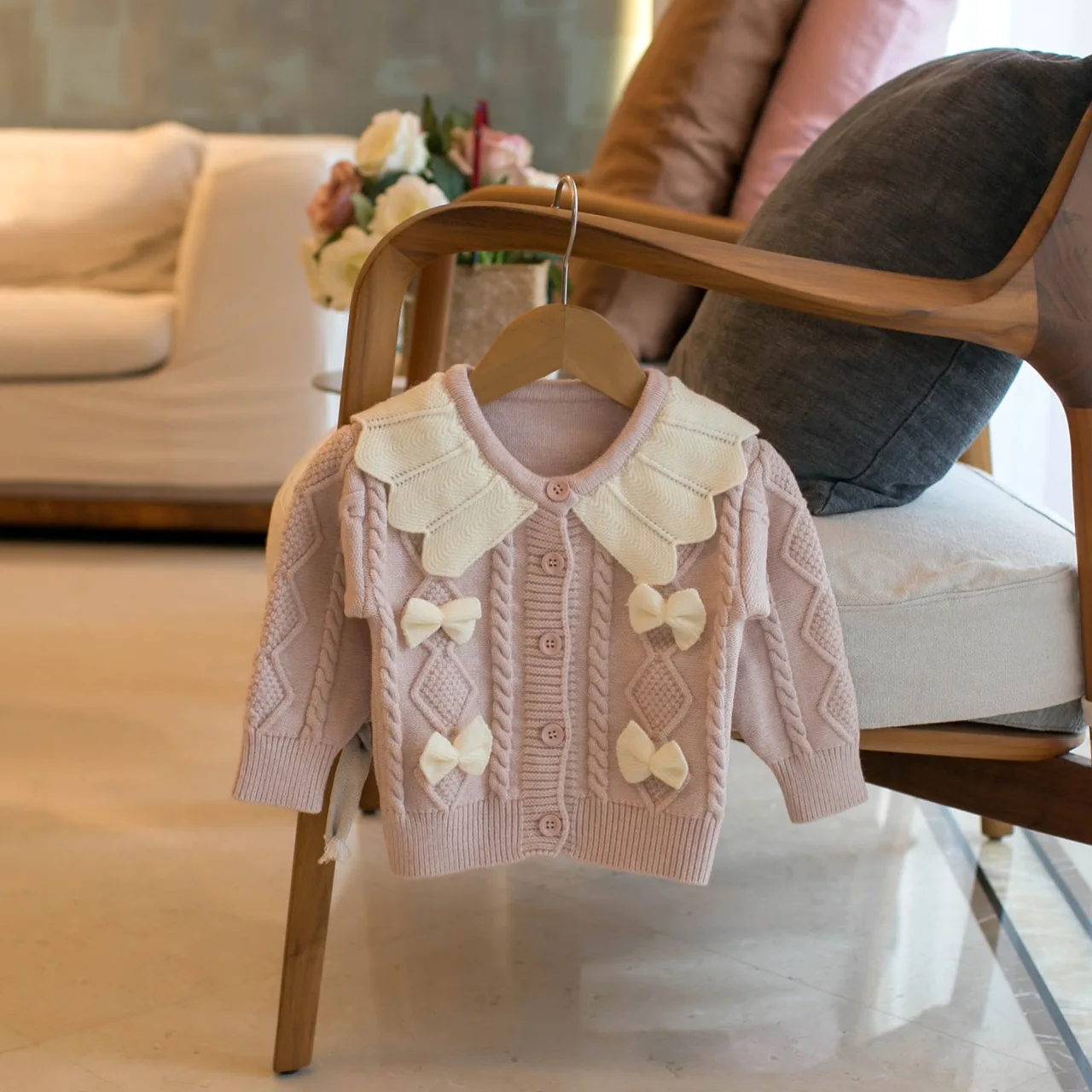 Autumn and Winter 2025 New Lace Girls' Sweater Fried Dough Twists Sweater Cardigan for Children