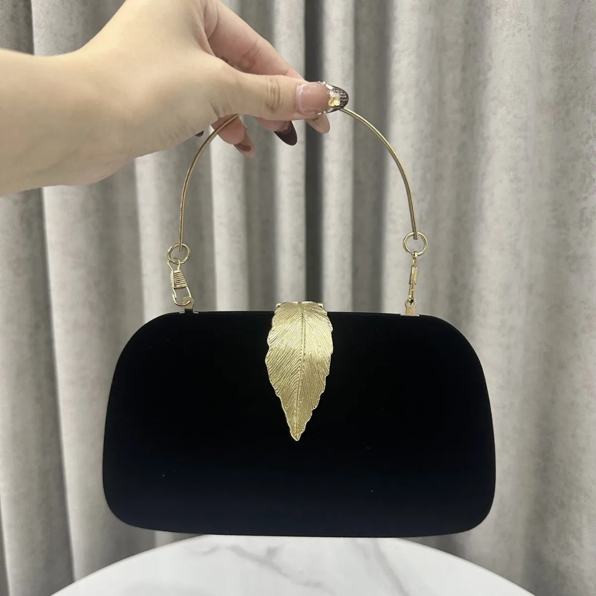 

New velvet flash diamond dinner bag celebrity suede oblique span party bag