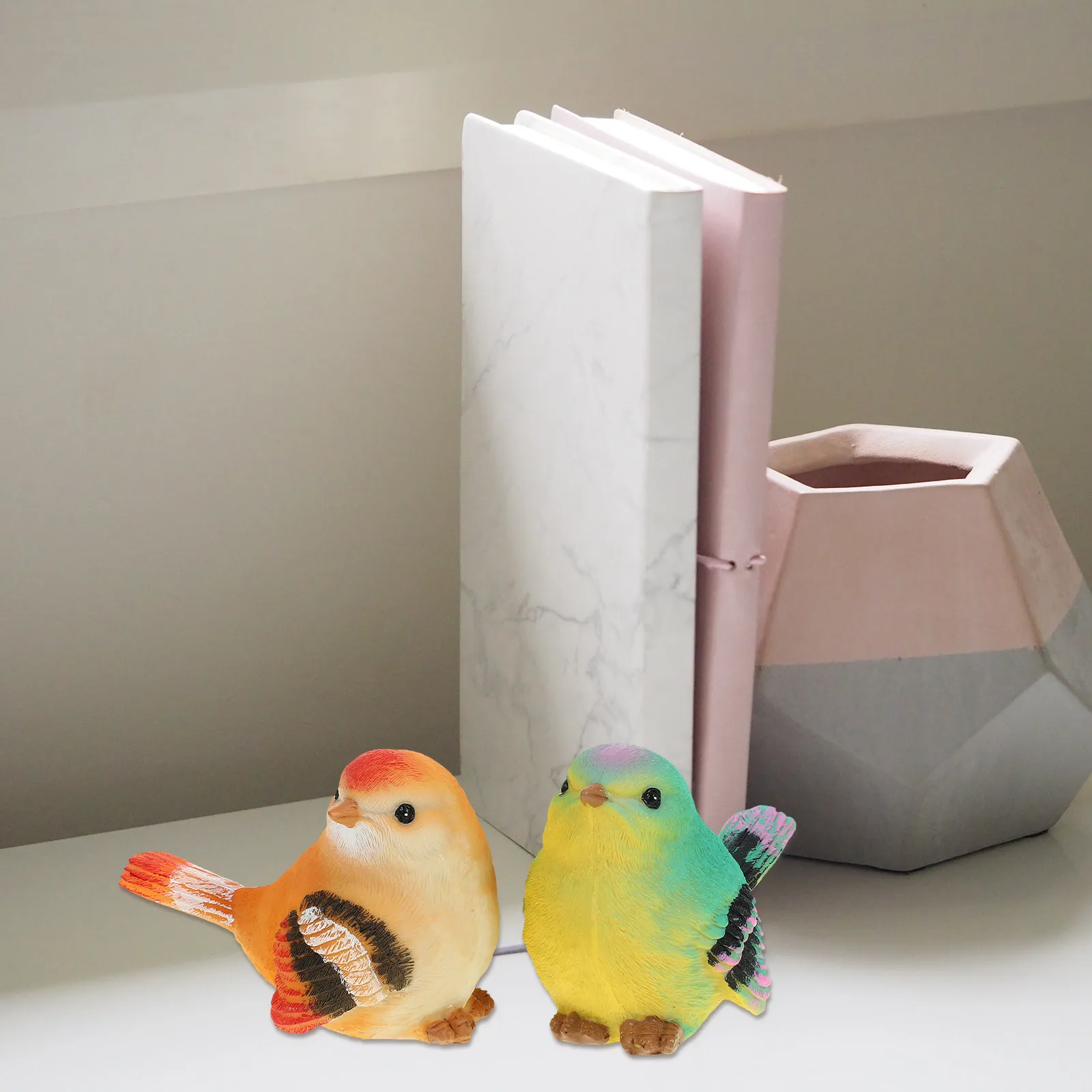 

2Pcs Simulation Bird Ornaments Resin Garden Decor Outdoor Yard Statues for Plant Pots Party Scene Layout Decoration Home