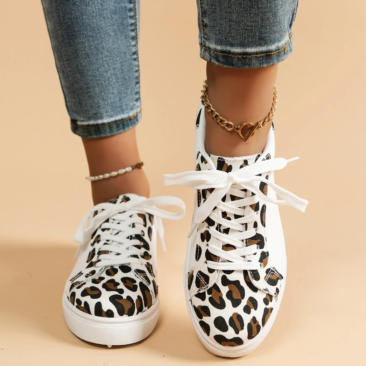 Leopard Print Sneakers Shoes for Women Free Shipping Women\'s Sandals 2024 Shows Woman Trend Spring Samba Sneaker Casual Cheap