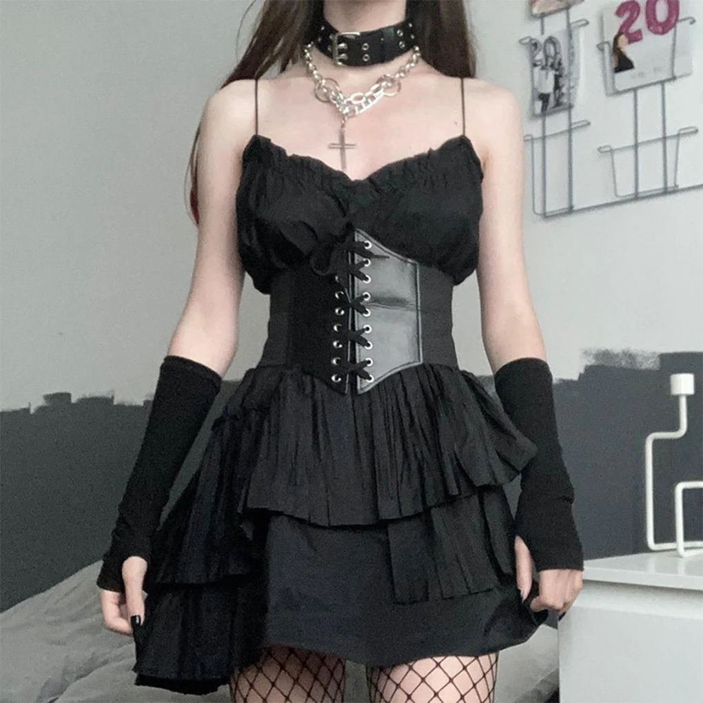 Leather Bondage Suit Ultimate Waist Closure For Women And Workmanship Is Meticulous Wearing Corset