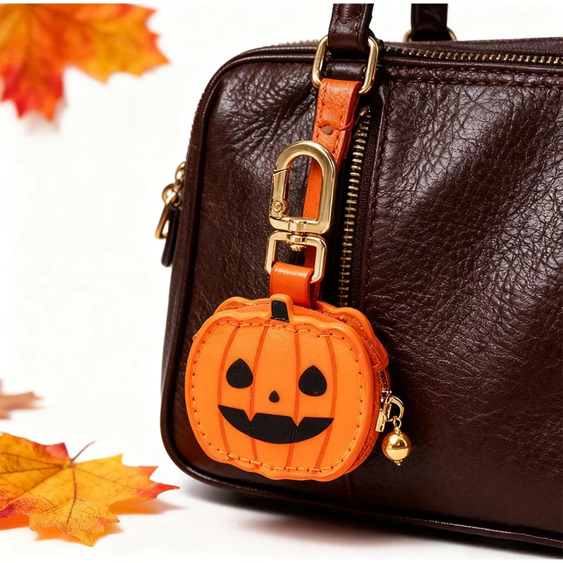 

Halloween-themed Bag Charms New Pumpkin Keychains Fashion Spiderweb-shaped Coin Purses Exquisite Hardware Buckles Holiday Gifts