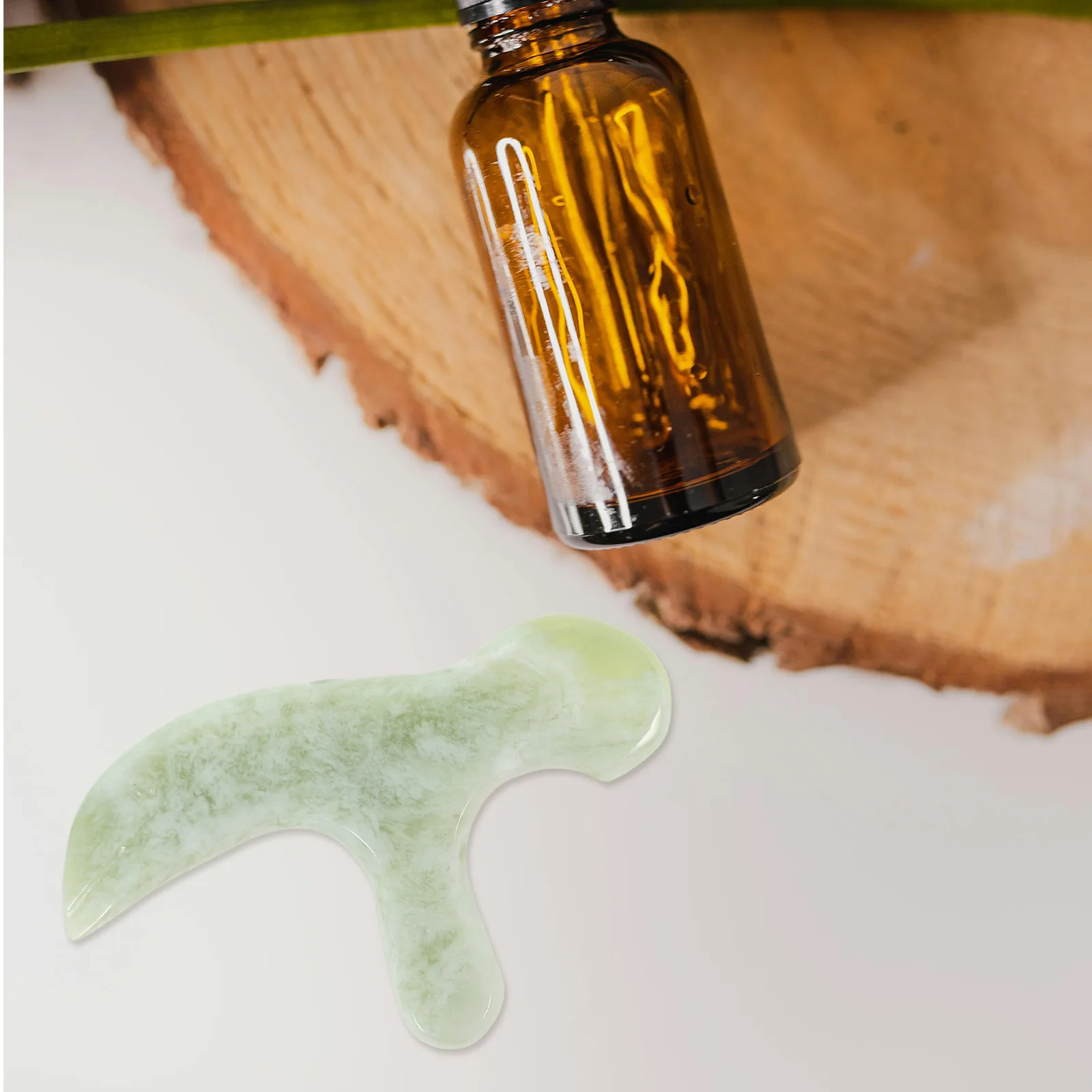 

minkissy Jade Foot Massage Tool Portable Stone Roller for Full Body Relaxation Light Green Manual Accessory