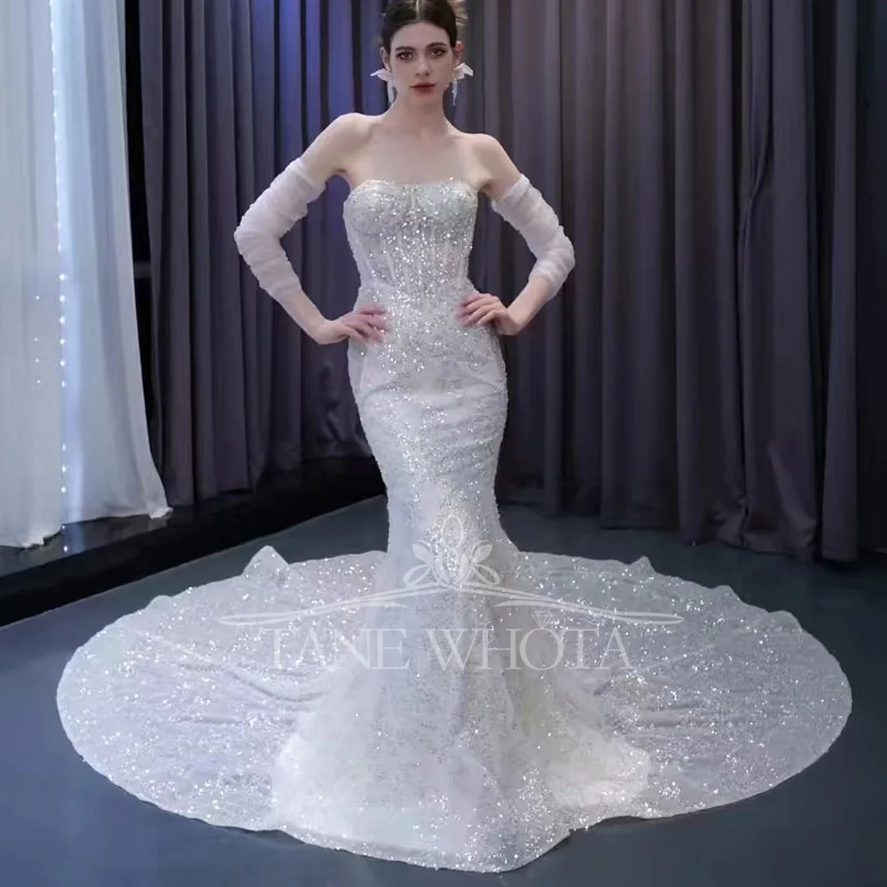 맞춤형 스트랩리스 탈부착 슬리브 레이스업 백 비딩 스팽글 시스 스타일 웨딩드레스