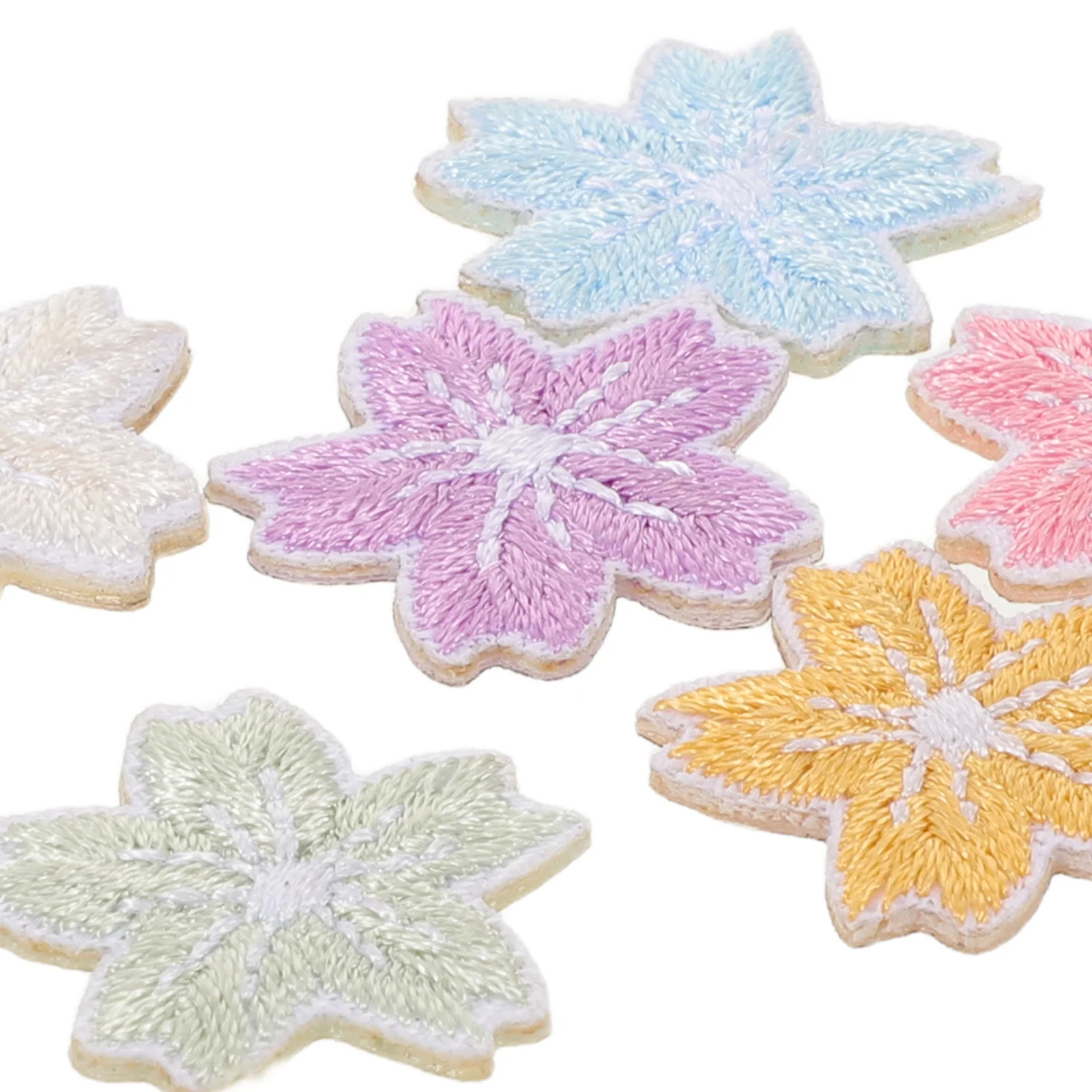 48 pçs flor de cerejeira bordado remendos de flores auto-adesivo mini pano apliques para sacos jeans chapéus florais scrapbook adesivos