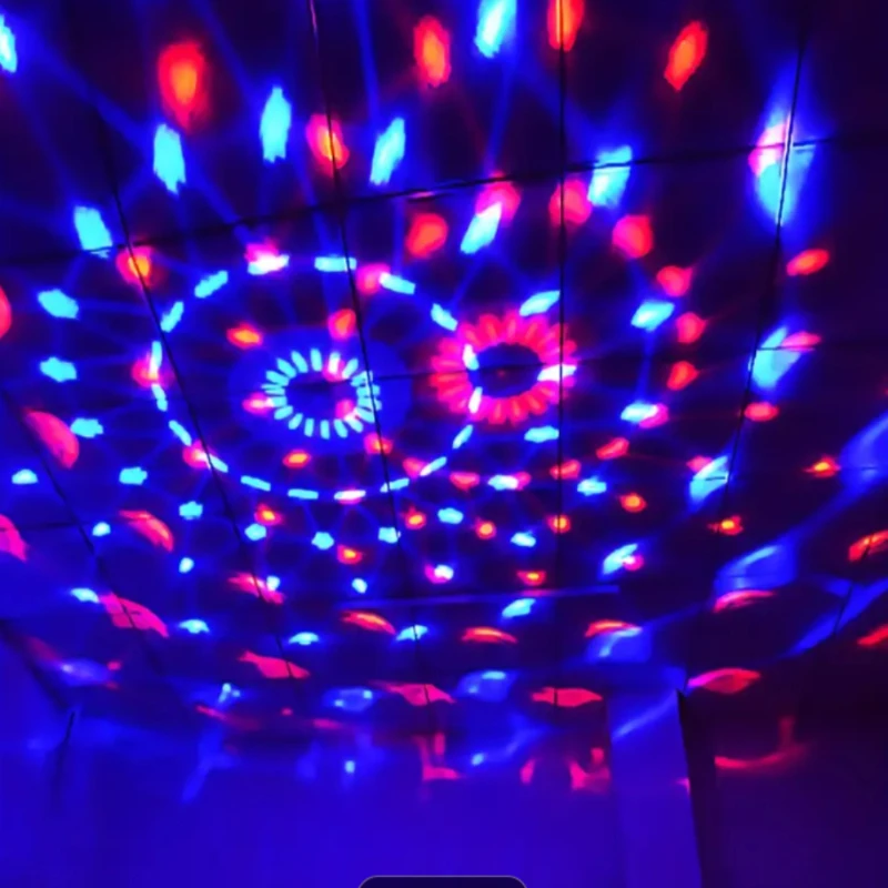 Schallaktivierte RGB-Disco-Kugelleuchte mit Fernbedienung, 7 Modi für Partys, Bars, Karaoke und Hochzeiten