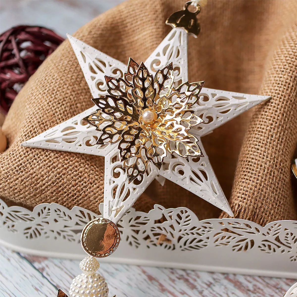 Panalisacraft Christmas lace 3D Star Metal Cutting Dies Stencils for DIY Scrapbooking/album Decorative Embossing DIY Paper Cards