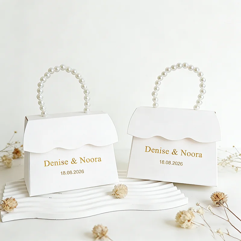 Thumbnail 4 - #5 Wedding Favors Comparison Guide