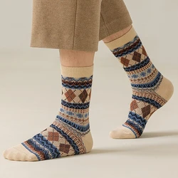 5 Pairs Men's Cotton Socks,Retro Crew Socks,Comfortable and Sweat-absorbing Soft Cotton Sock, Man Ethnic Harajuku Argyle Sox