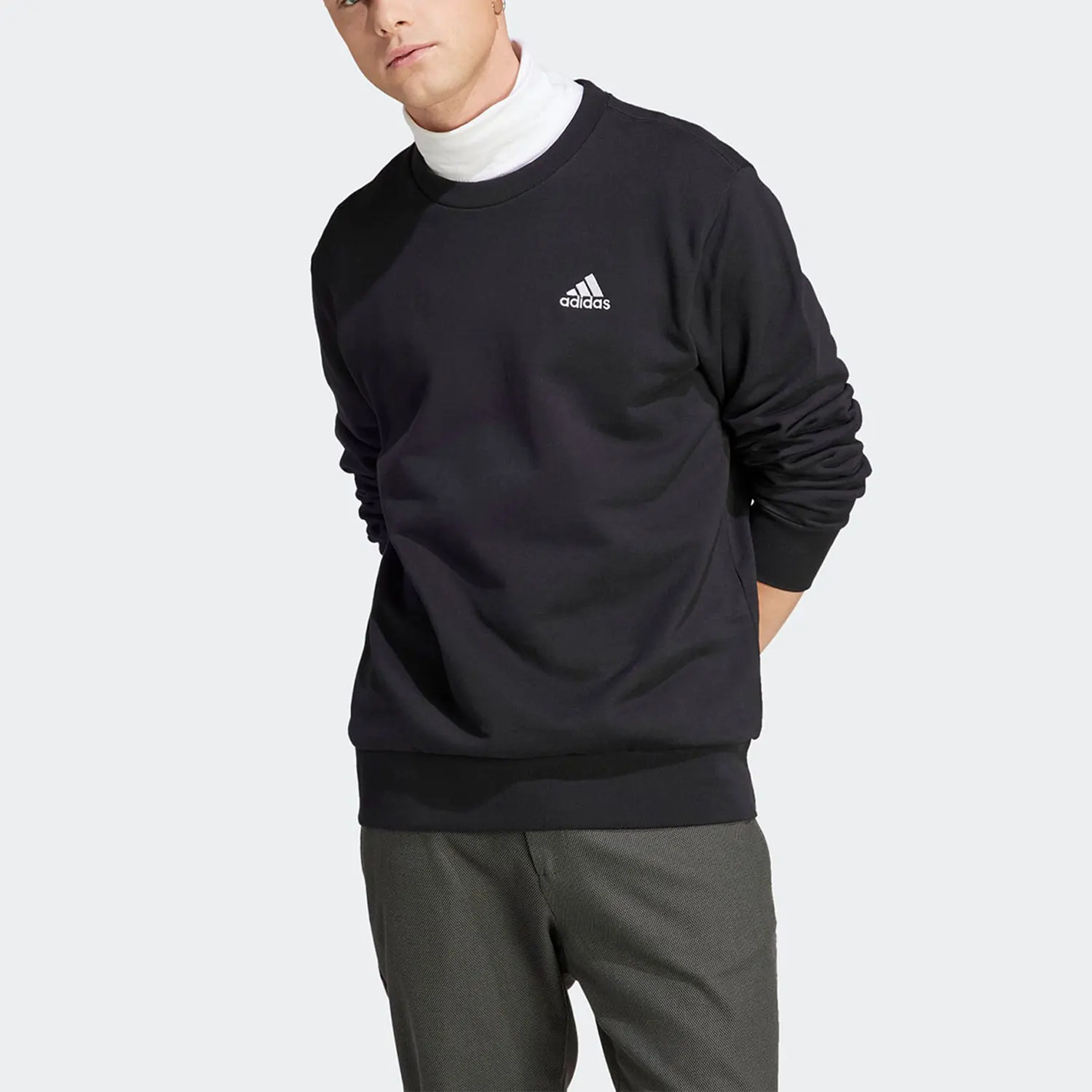 

Adidas genuine Spring New Men's Casual Sports Round Neck Sweatshirt IC9329