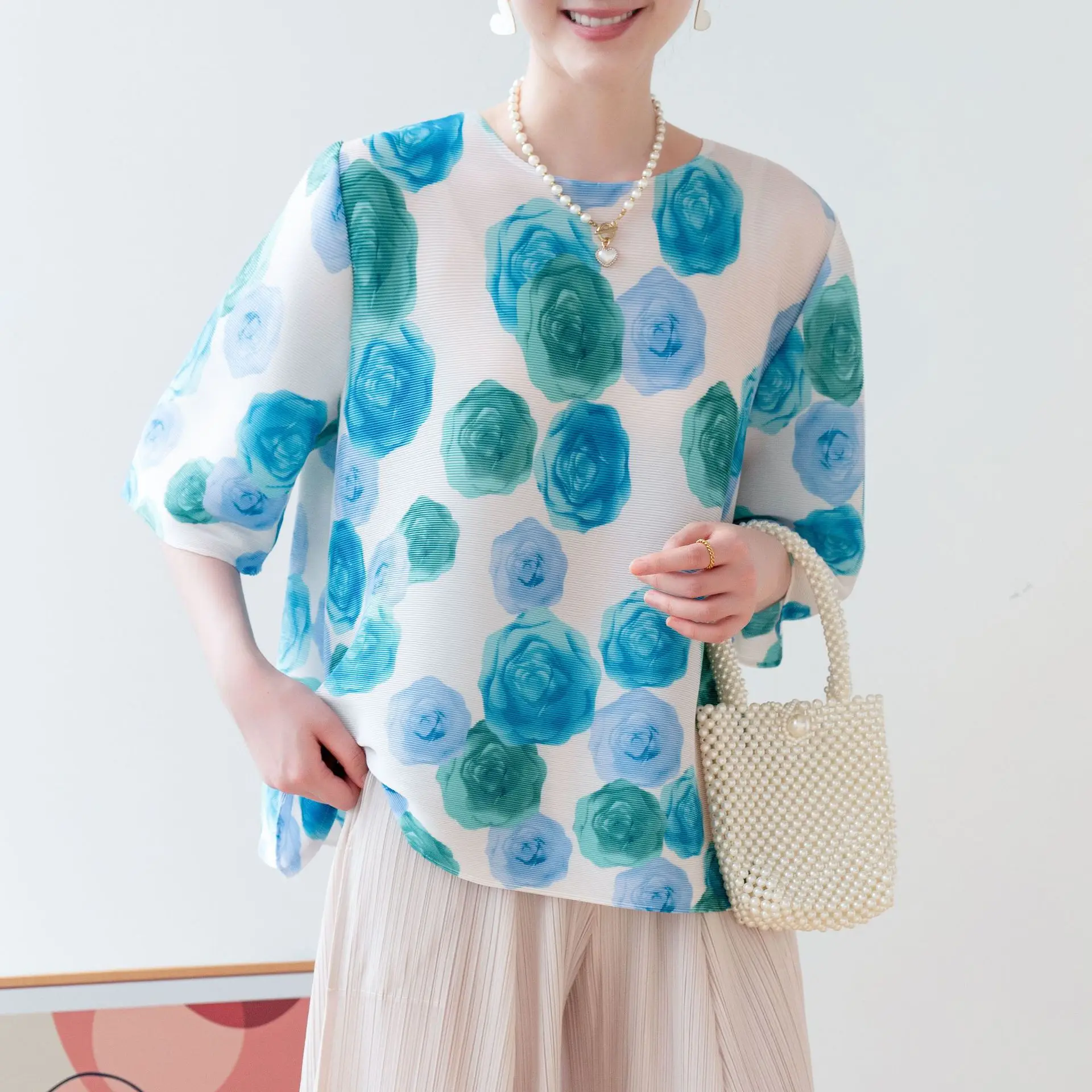 

Miyake Fold Tops 2025 Spring and Summer New Crewneck Loose Casual Top with Fashion Printed T-shirt Ladies