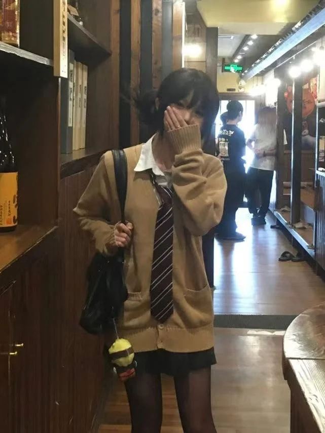 

Original JK Uniform Long Sleeve V-Neck Knitted Sweater Women's Fashion Layering Cardigan Outerwear Slimming College Style