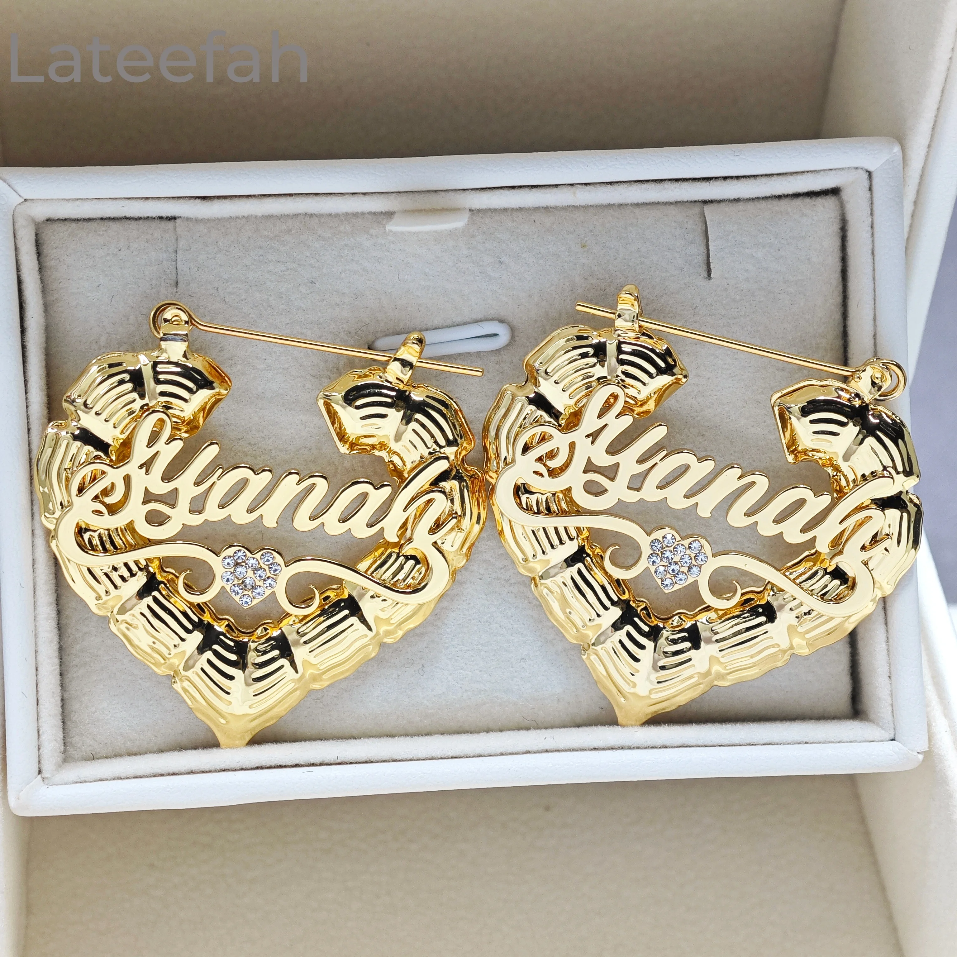 

Lateefah Fashion Stainless Steel Cutting Heart with Full Diamonds Heart-shaped Bamboo Earring Hoop Personalized Name Earrings
