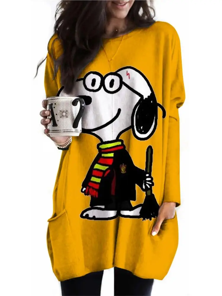 Women's autumn round neck Snoopy print slim fit long sleeved pocket casual T-shirt women's street fashion outfit 2025 trend