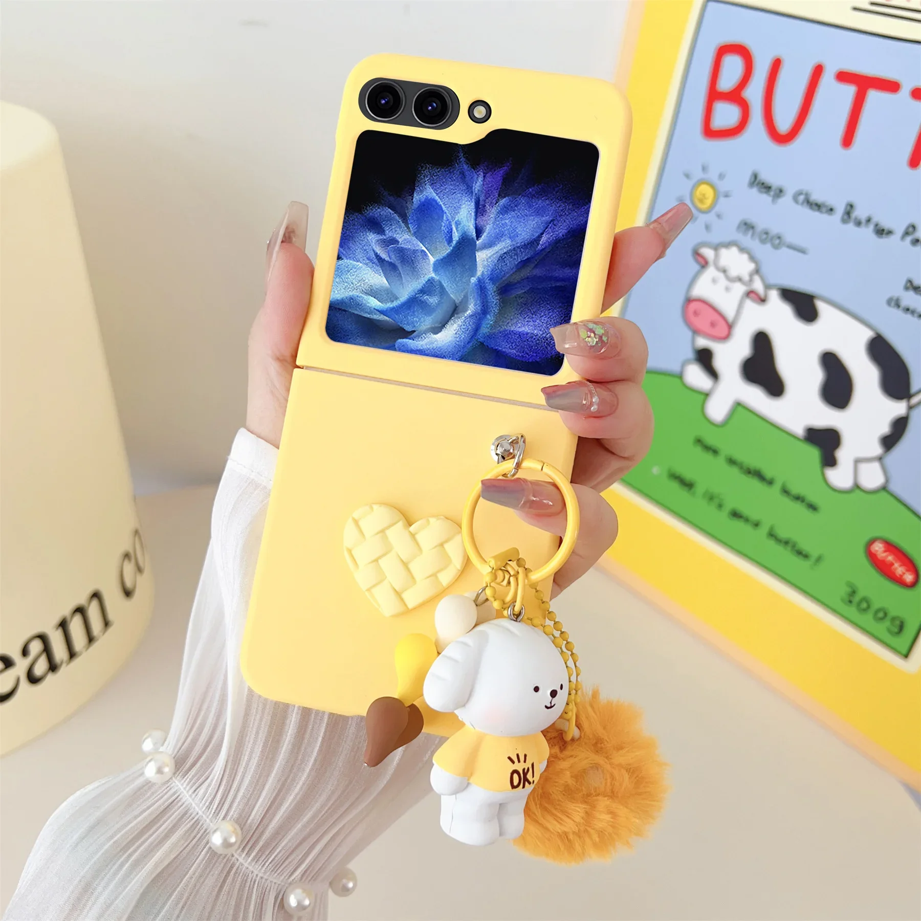 Cute Cartoon Heart Hairball Rabbit Puppy Kitten Pendant Phone Case for Samsung  Z Flip 5 4 3 Z Flip5 Zflip4 Cartoon Solid Cover