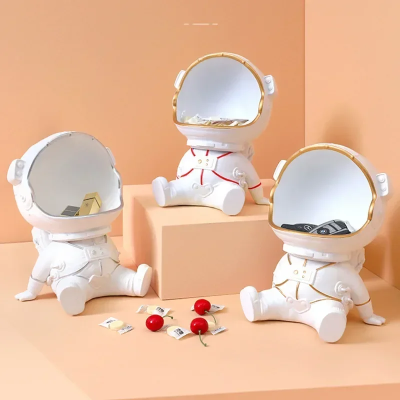 Astronaut Decorations Enter The Entrance Hall Key Storage TV Cabinet Desktop Decoration Ashtray Home Decoration Creative Crafts