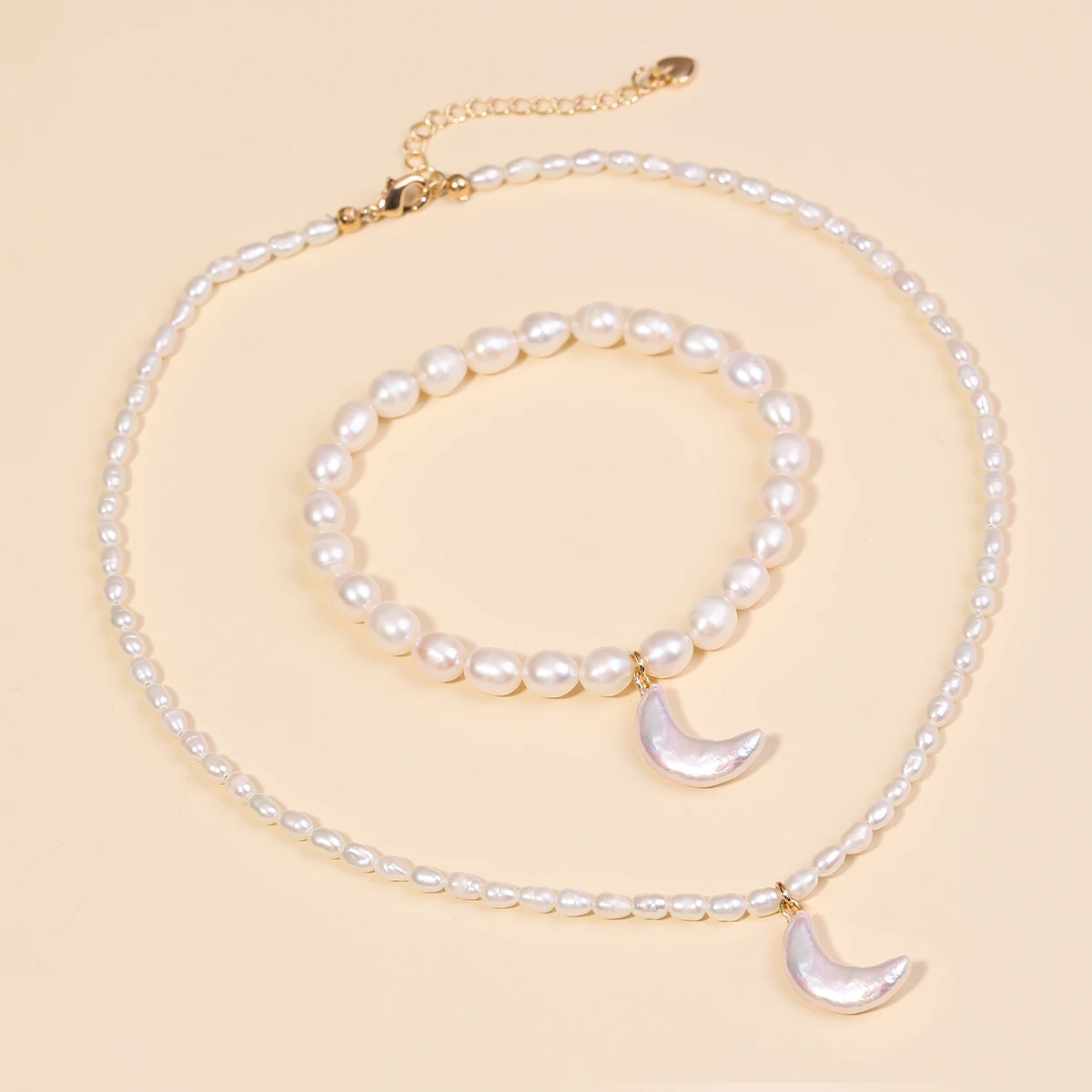 

Elegant Natural Freshwater Pearl Women's Necklace Bracelet Set Heart-Shaped Pendant Luxury Necklace Korean Jewelry Girl Gift