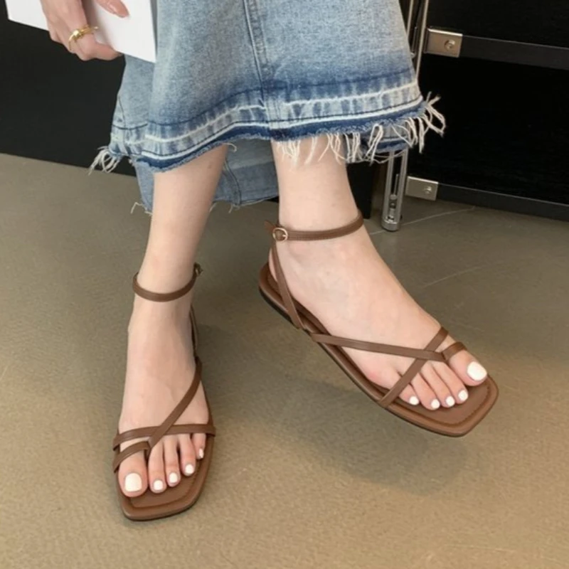 Stylische Damen-Sandalen: Lässige, leichte und bequeme offene Sommerschuhe – Neue Outdoor-Flip-Flop-Strandsandalen 2026