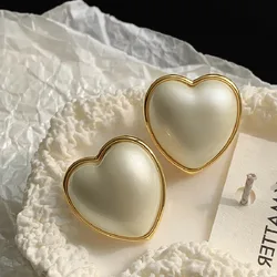 Kshmir New Korean Fashion White Pearl Love Heart Stud Earrings for Women Girls Trendy Elegant Retro Jewelry Party Accessories