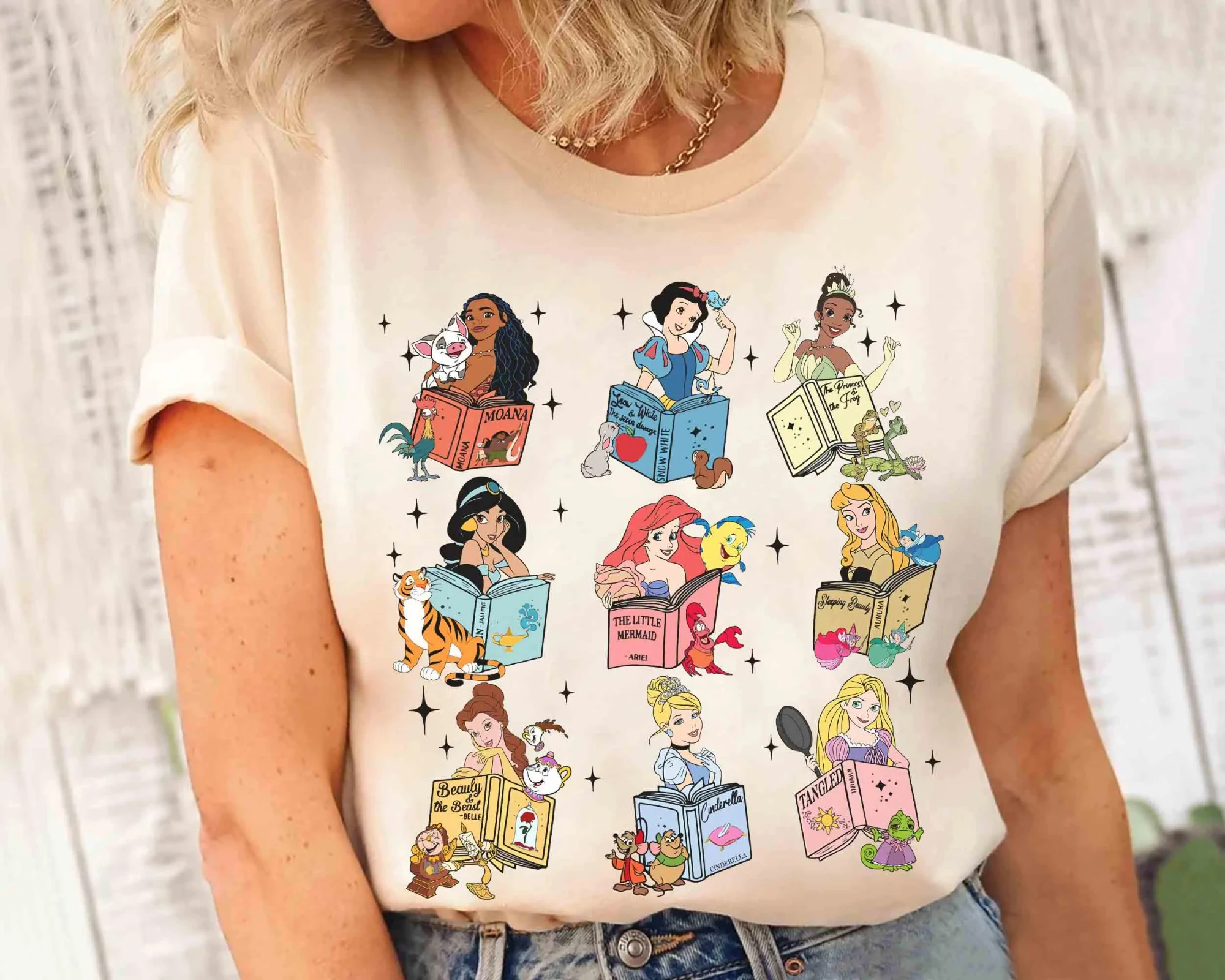 

Футболка с изображением клуба чтения принцессы Диснея, футболка с ароматом для чтения Belle, подарок библиотекарю Диснея, подарок для любителя книг