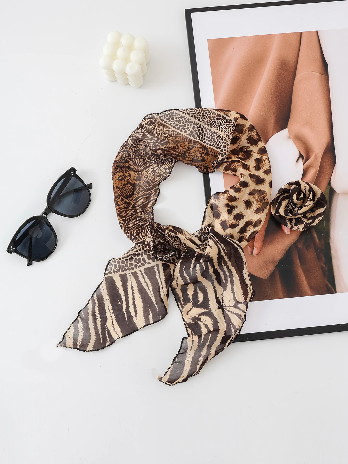 สามมิติ Rose ชีฟองผ้าไหมผ้าพันคอเสือดาวพิมพ์ผู้หญิงผ้าพันคอ y2k ผ้าพันคอ Retro มุมผ้าพันคอผูกแถบคาดศีรษะ