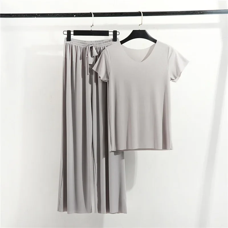 Nuevo conjunto de pijamas de primavera y verano para mujer, pantalones de manga corta de Modal, camiseta de dos piezas con cuello en V, ropa de