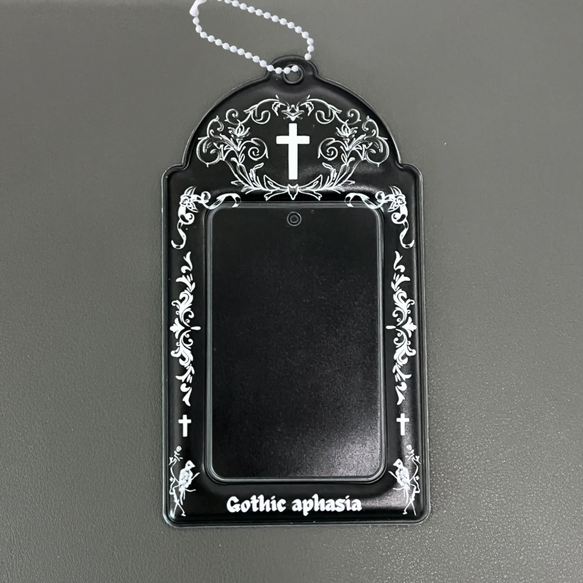 Gothic Black & White Photocard Holder (3-3.5 In)