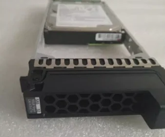 

Для флэш-накопителя CA07670-E714 900G 10K 2,5 SAS