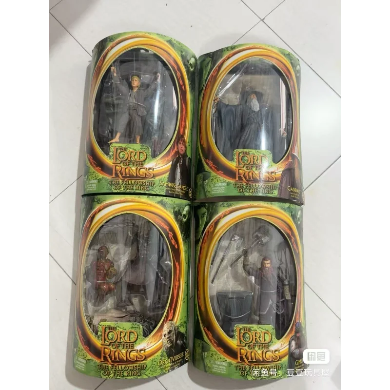 

Aragorn FrodoElf Prince Gandalf The Grey Wizard 6-inch Action Figure - Old Stock, Out-of-Print Product, Actual Product Photos