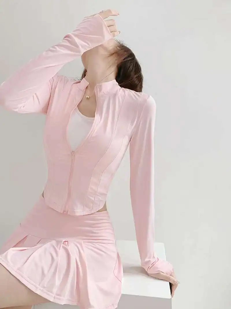 Conjunto Yoga Mujer: Cardigan + Falda Deportiva - usage example