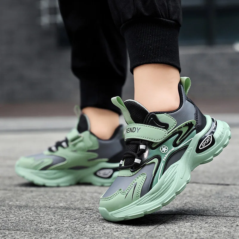 الشتاء الأطفال حذاء كاجوال 2025 مع توسيد الدفء سميكة وحيد أحذية رياضية موضة خفيفة الوزن المضادة للانزلاق الاطفال احذية الجري