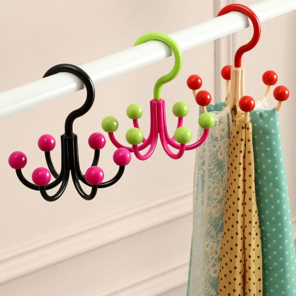 

6pcs Six Claws Rotating Hook Portable Space-Saving Scarf Hat Bag Organizer Plastic Multi-Functional Hooks Clothes Display