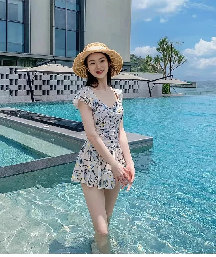 2025 Summer Women Vintage One Piece Swimsuit Dress Sexy Skinny Wrinkle Design Floral Mini Skirt Swimwear Womens Clothes Hot Sale