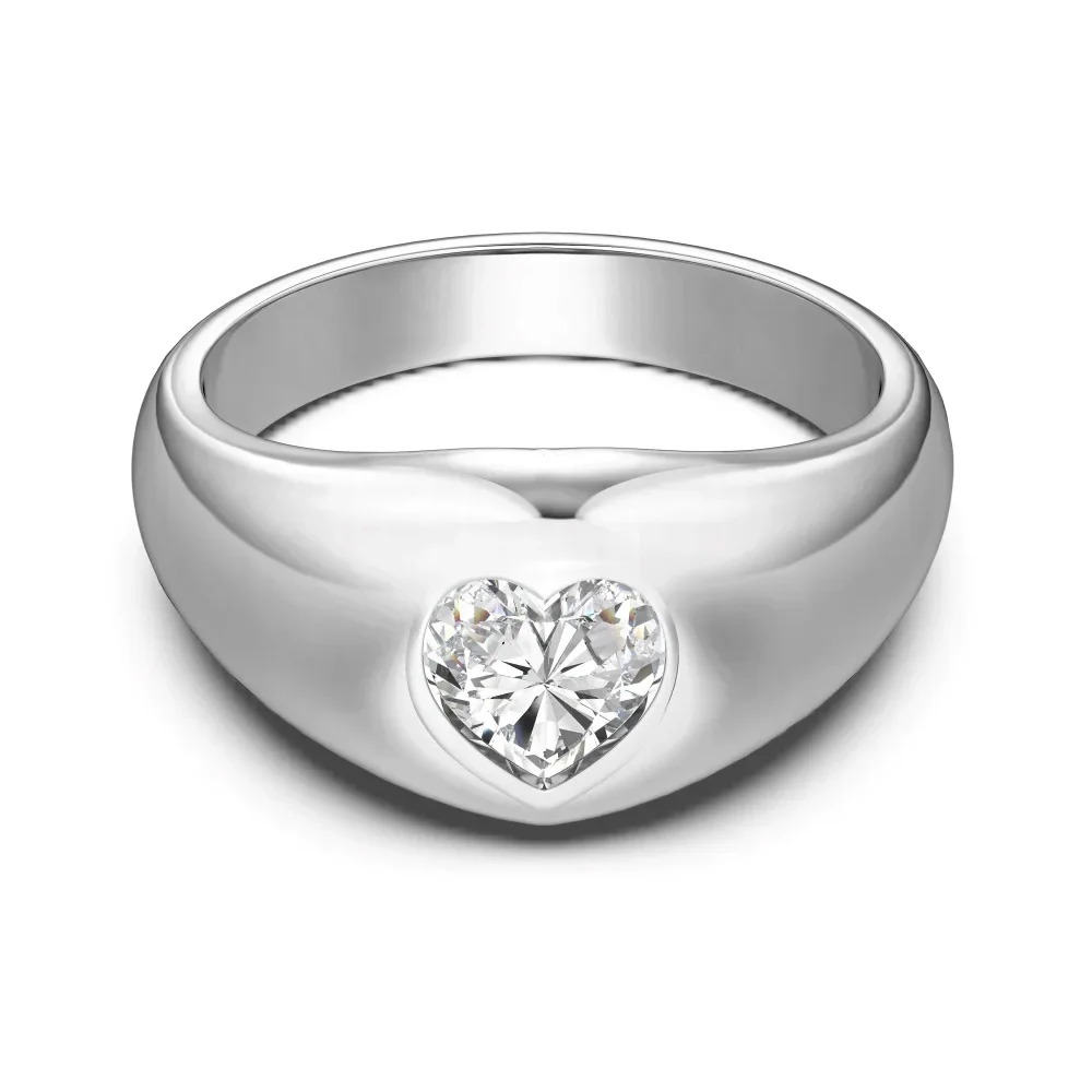 

S925 silver ring with feminine temperament, heart-shaped zircon design, heavy and heavy ring, women's wedding jewelry