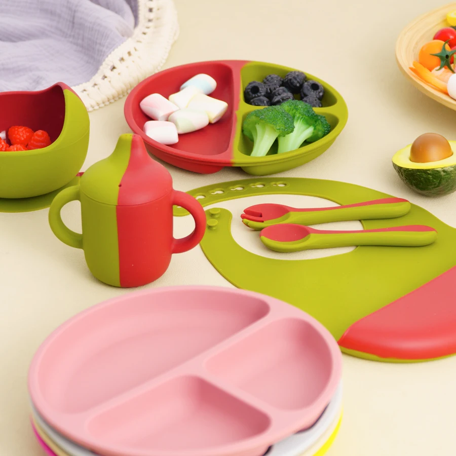 

6PCS Silicone Baby Tableware Contrasting Colors Dishes Adjustable Bib Suction Bowl Portable Spoon Fork Leakproof Baby Cup