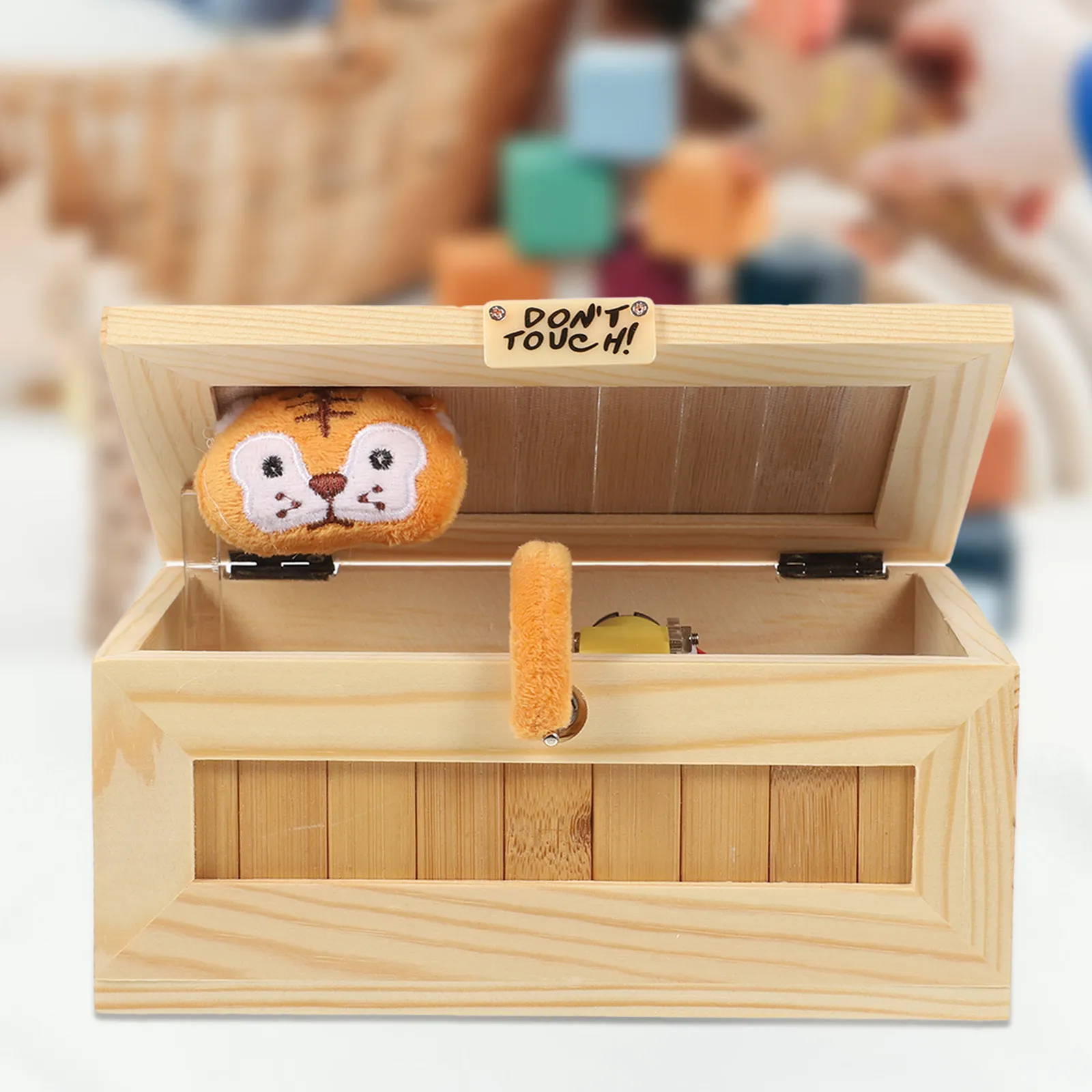 

Wooden Box Stress Relief Decompression Spoof Prank Trick Party Decoration for Easter Halloween Christmas Carnival