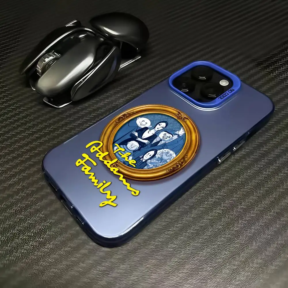 حافظة هاتف T-The Addams Anime F-Family لهاتف iPhone 16 15 14 13 12 11 Pro Max زر معدني مستقل مطلي بالكهرباء